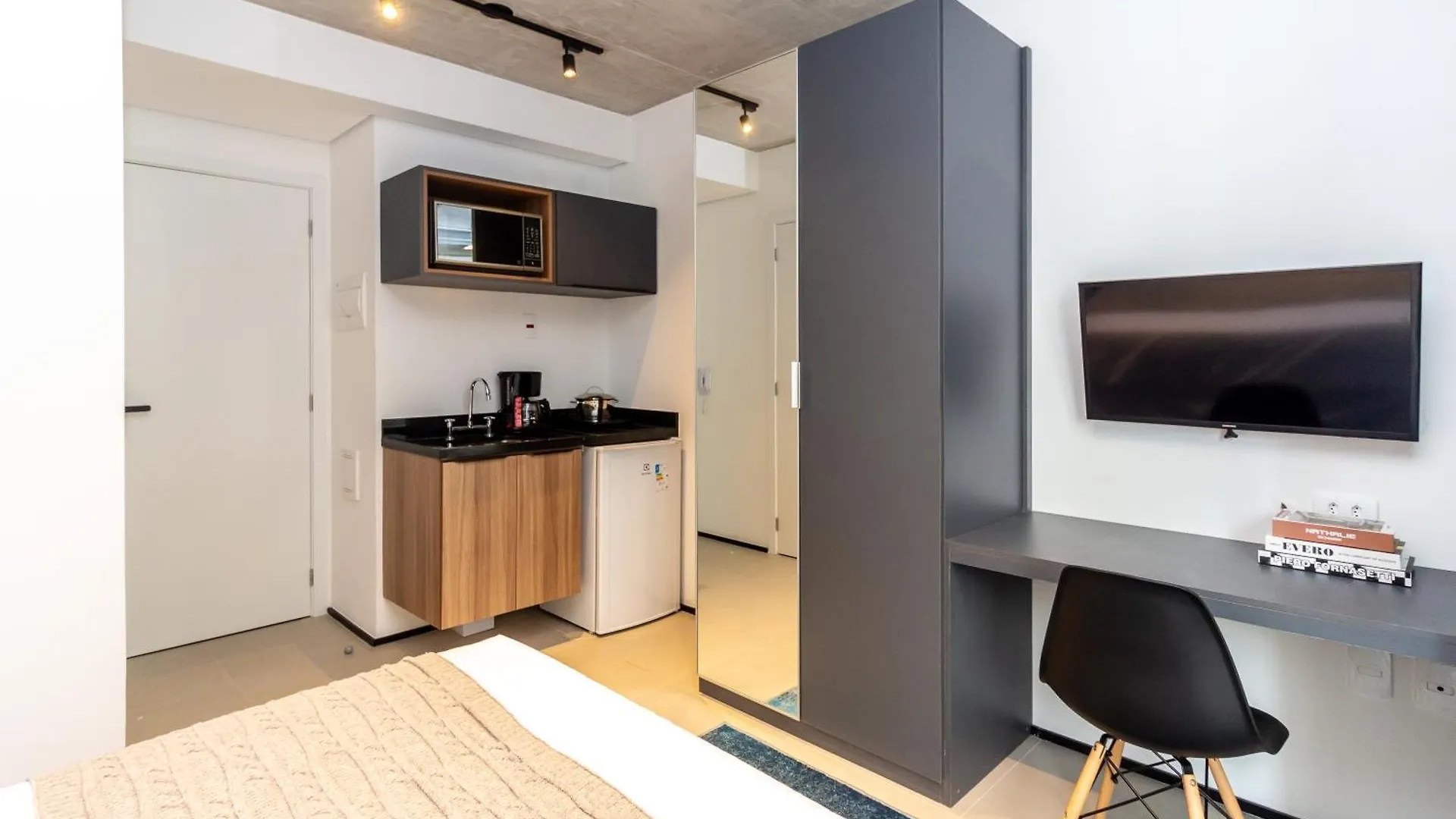 360 Vn Frei Caneca By Housi - Apartamentos Mobiliados Sao Paulo