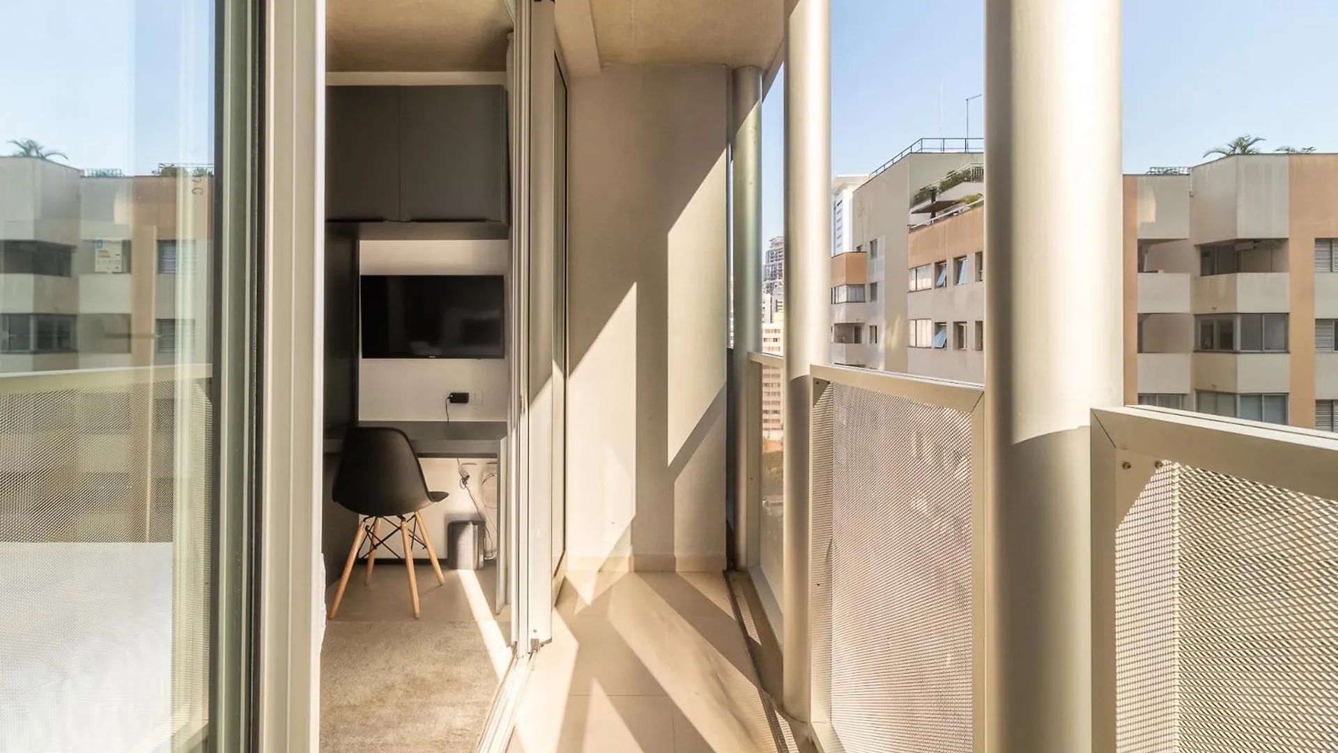Apartment 360 Vn Frei Caneca By Housi - Apartamentos Mobiliados Sao Paulo Brazil