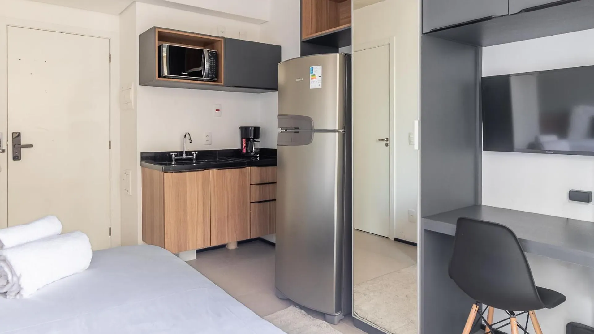 360 Vn Frei Caneca By Housi - Apartamentos Mobiliados Sao Paulo