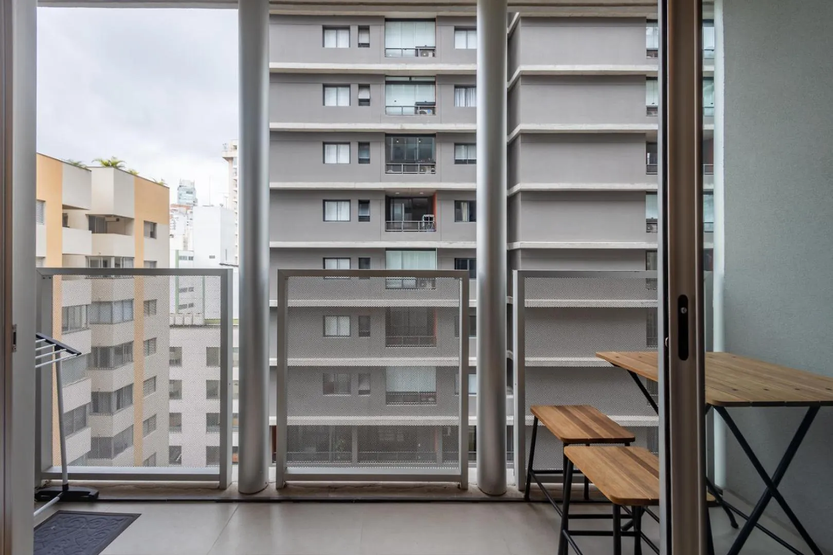 360 Vn Frei Caneca By Housi - Apartamentos Mobiliados Sao Paulo